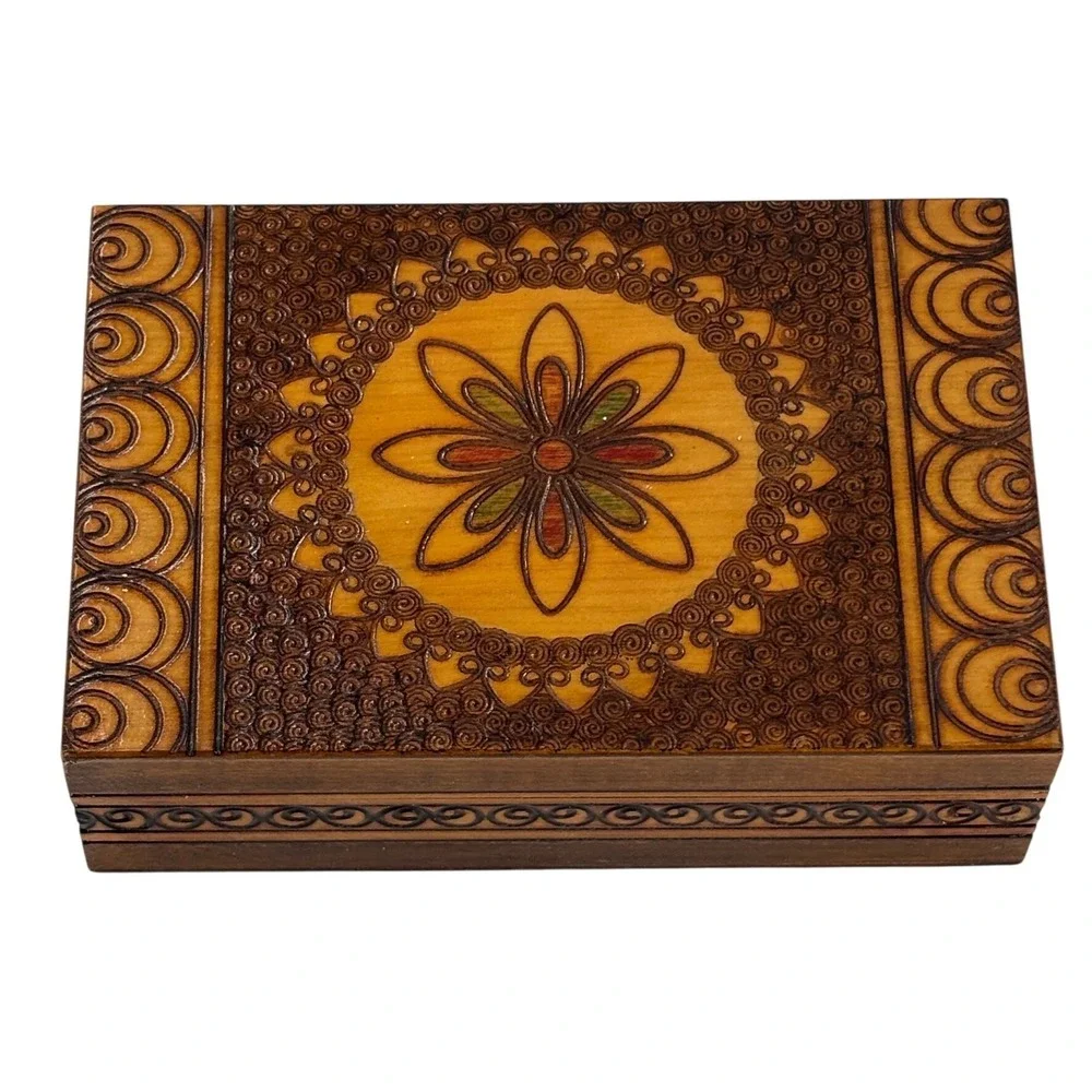 Vintage Wooden Trinket Box Carved Floral‎ Design Hinged Lid Jewelry Keepsake